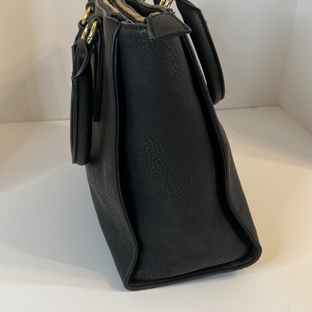 BLACK HAND BAG - Picture 4 of 13